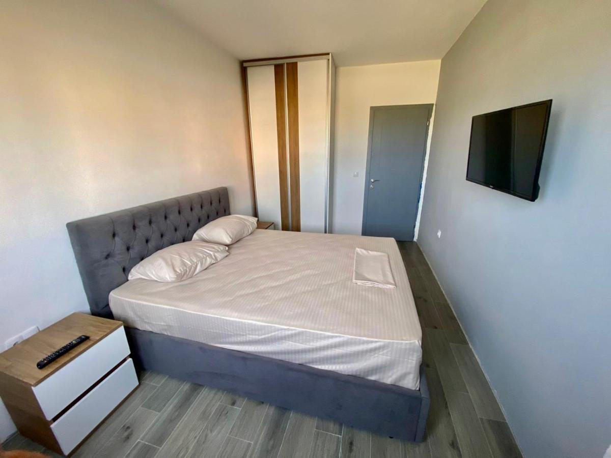 Etna Apartments Ulcinj Exterior photo