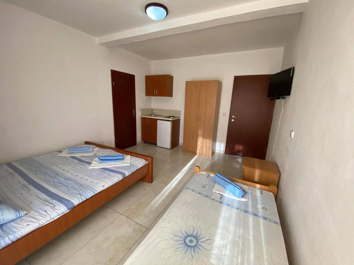 Etna Apartments Ulcinj Exterior photo