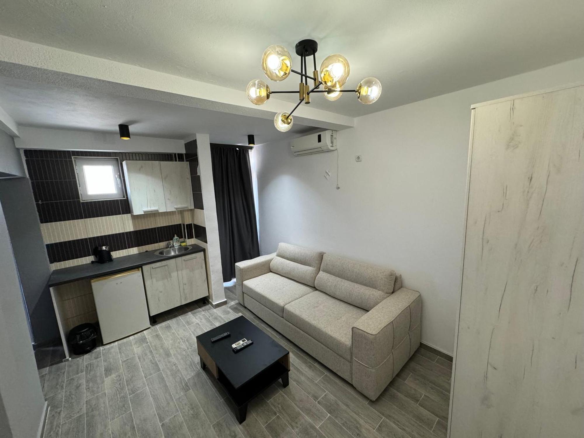 Etna Apartments Ulcinj Exterior photo